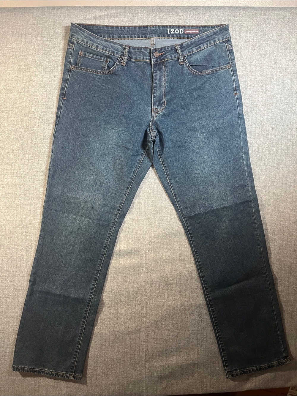 Izod Comfort Stretch Straight Fit Dark Denim Jeans, Men’s size 36x34